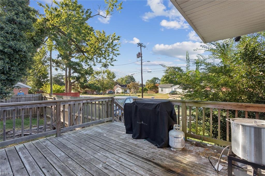 18 Brookfield DR