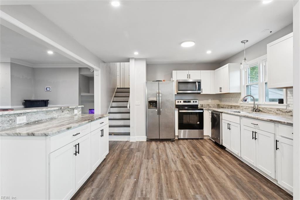18 Brookfield DR