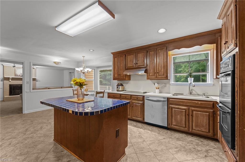 3305 Running Cedar WAY