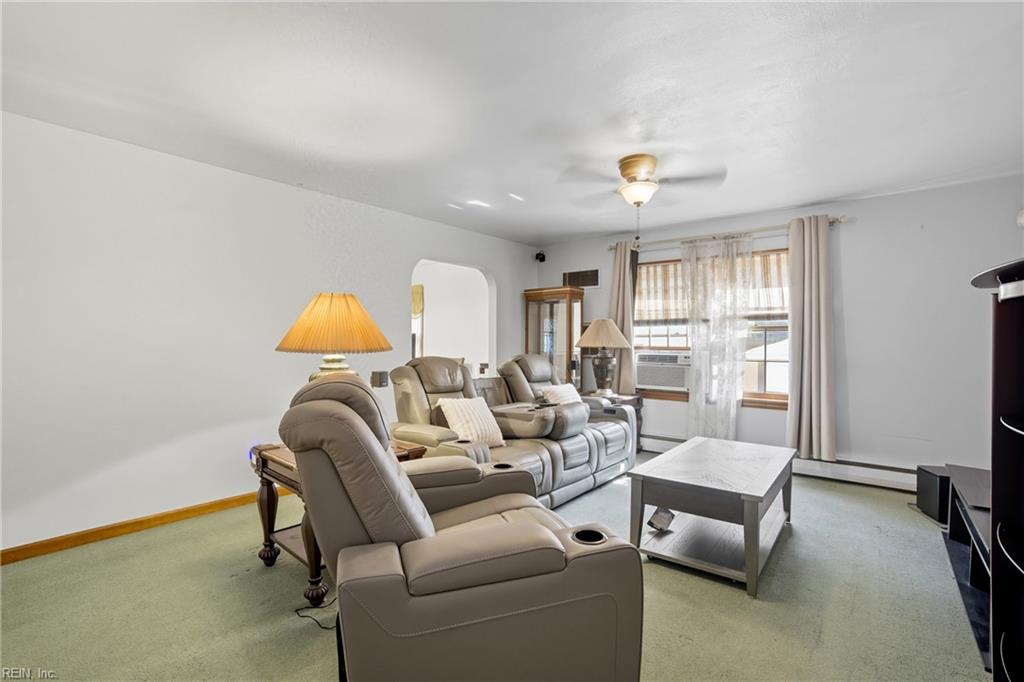 417 W Little Creek RD