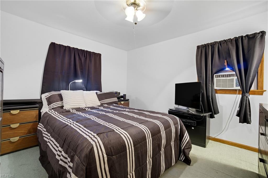 417 W Little Creek RD