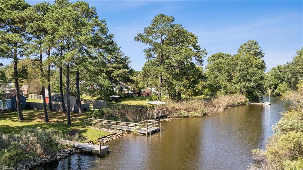 1241 N River DR