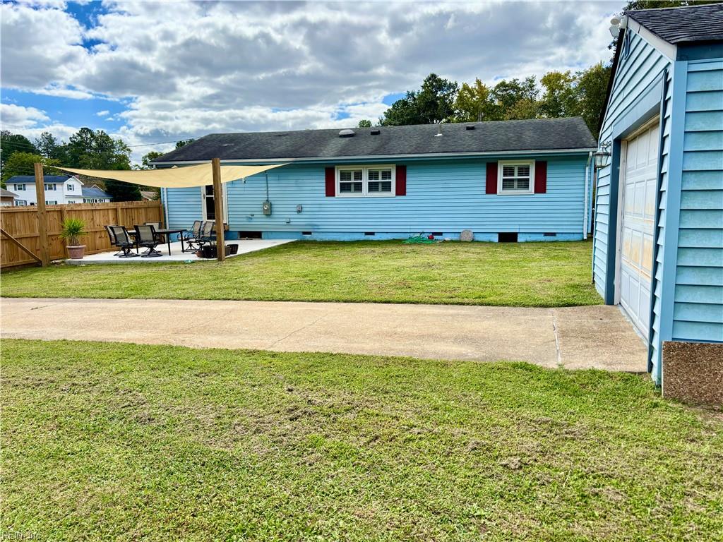 2700 Hoyt DR