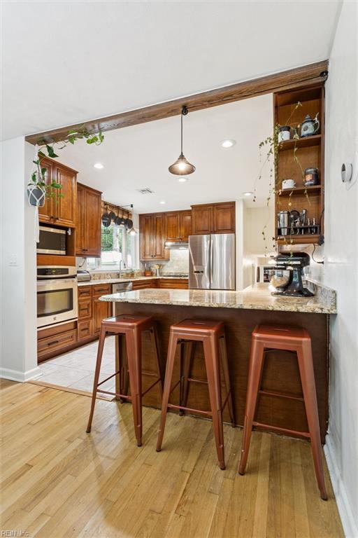 118 Raymond DR