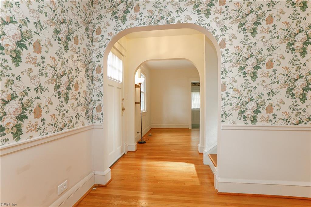 19041 Eltham RD