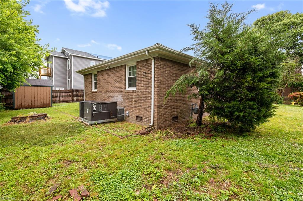 3939 Omohundro AVE