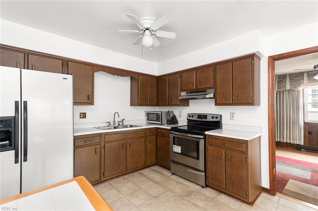 3939 Omohundro AVE