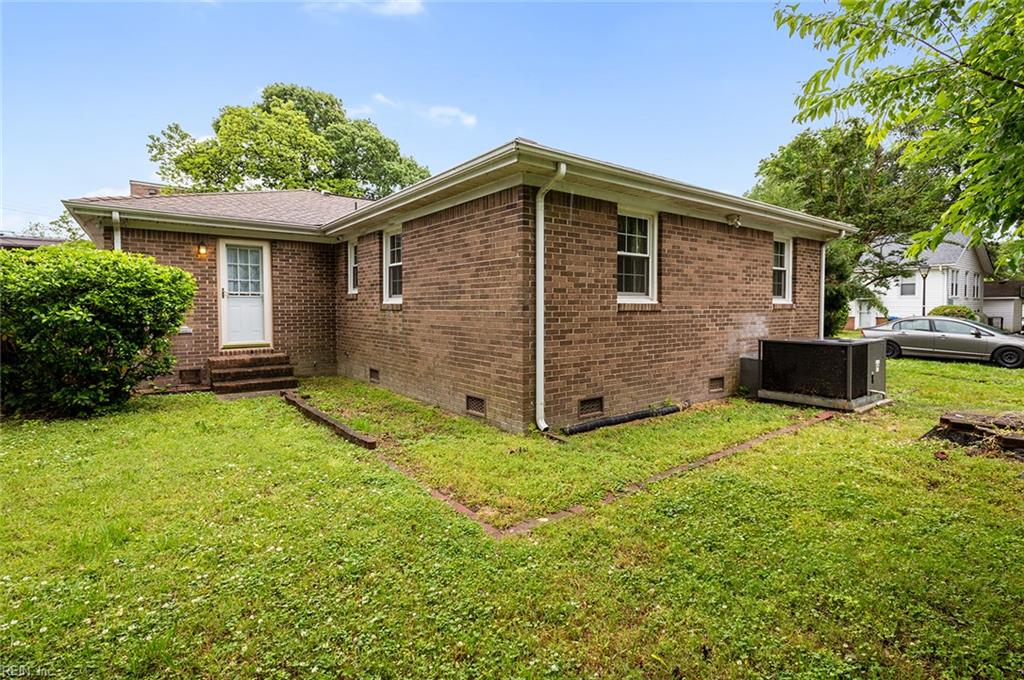 3939 Omohundro AVE