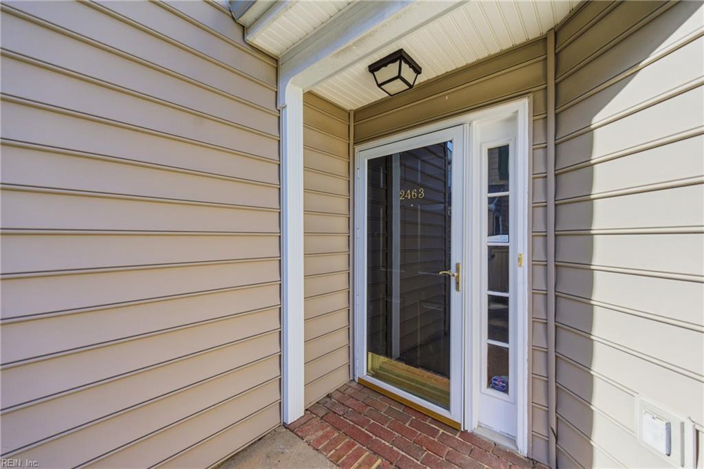 2463 Old Greenbrier RD 1