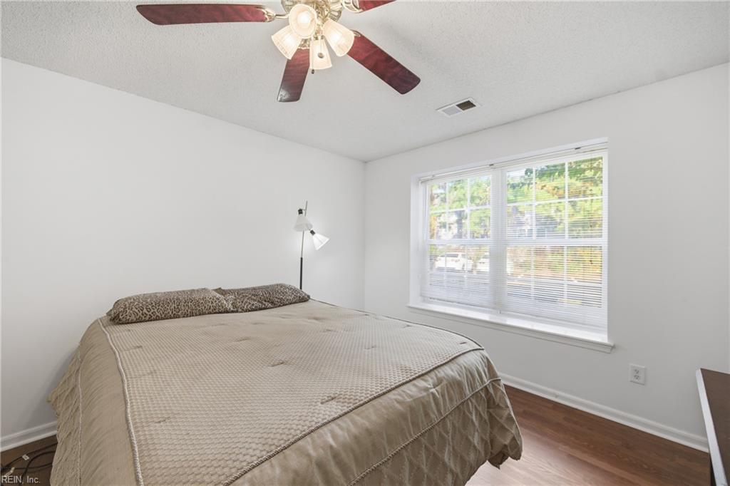 2463 Old Greenbrier RD 1