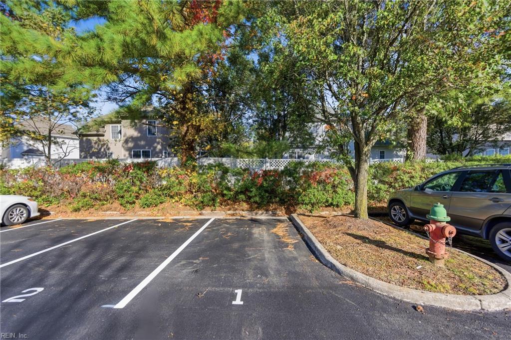 2463 Old Greenbrier RD 1