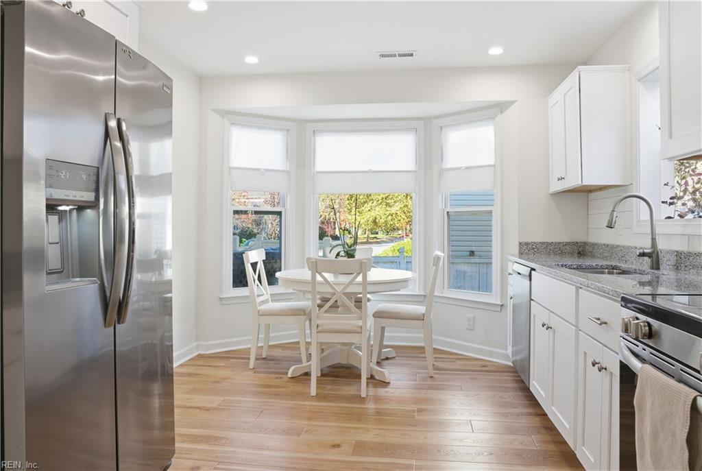 232 Prince Edward WAY