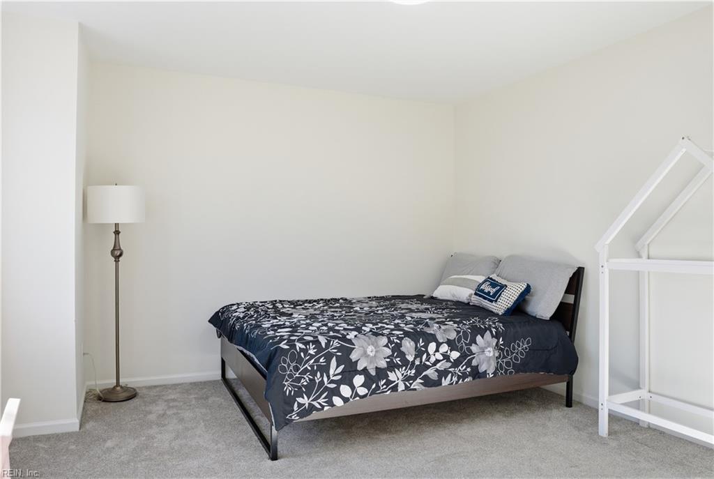 232 Prince Edward WAY