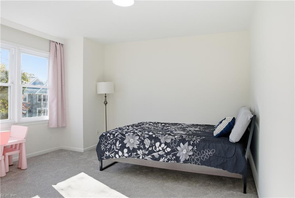 232 Prince Edward WAY