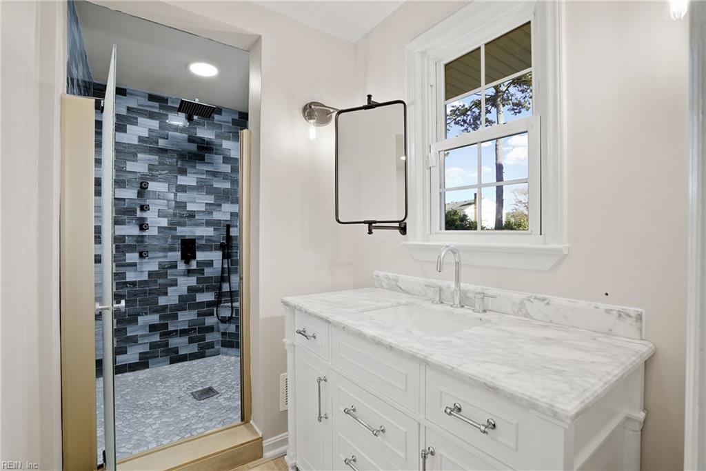 808 Meighan Dr DR Dr.