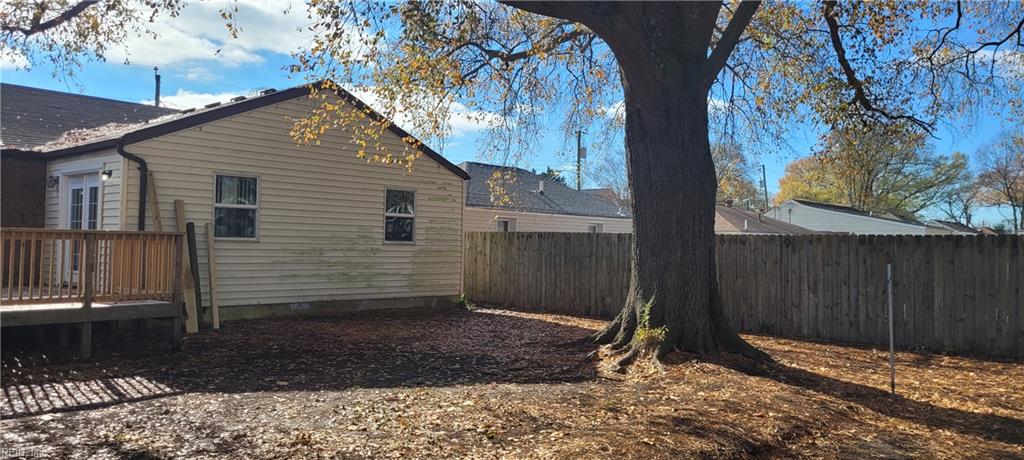 3772 Larkin Street ST