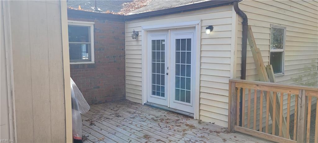 3772 Larkin Street ST