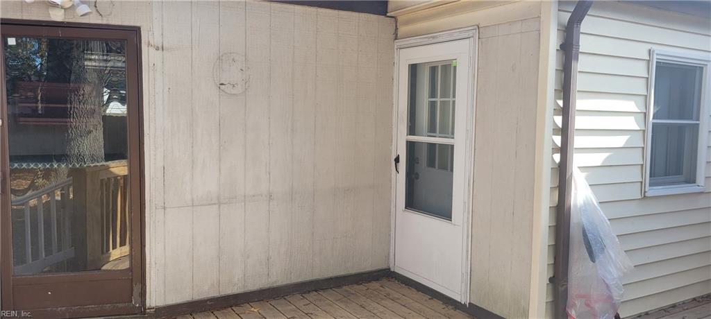 3772 Larkin Street ST