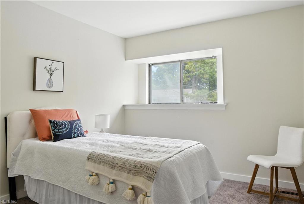 121 Windsor Pines WAY J