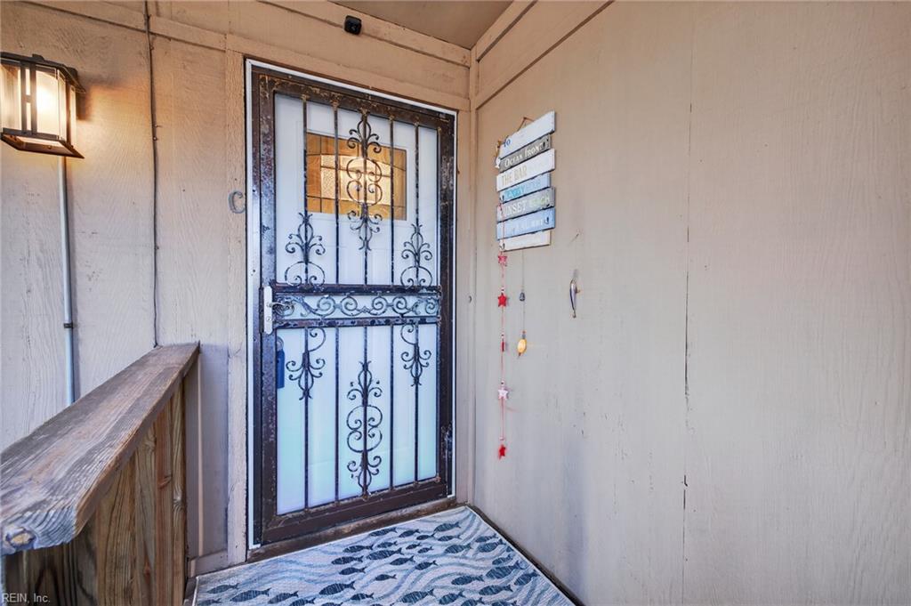 600 Ocean View AVE W #C