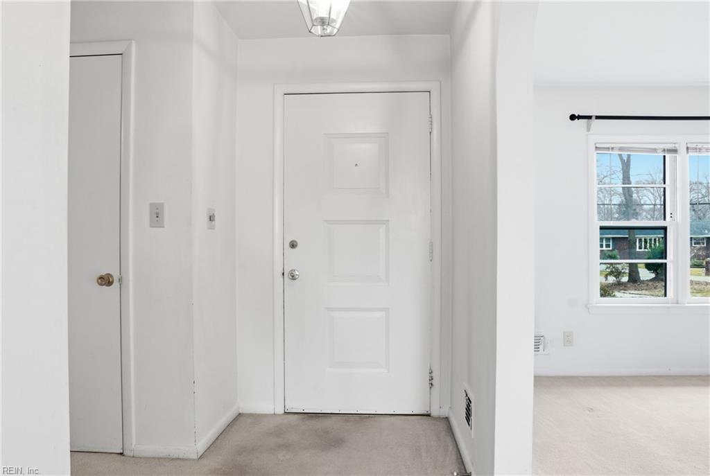 4716 Thoroughgood DR