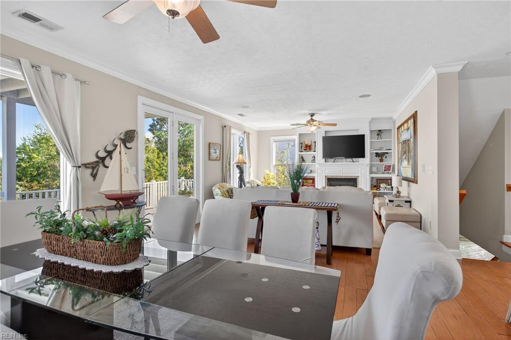 1442 W Ocean View AVE