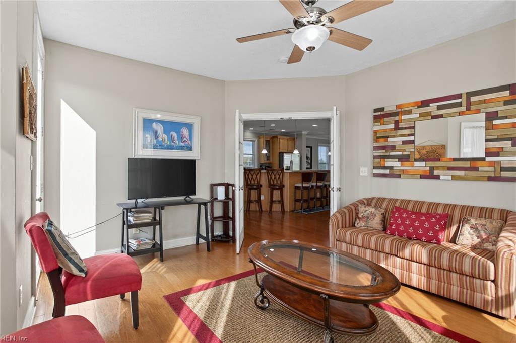 1442 W Ocean View AVE