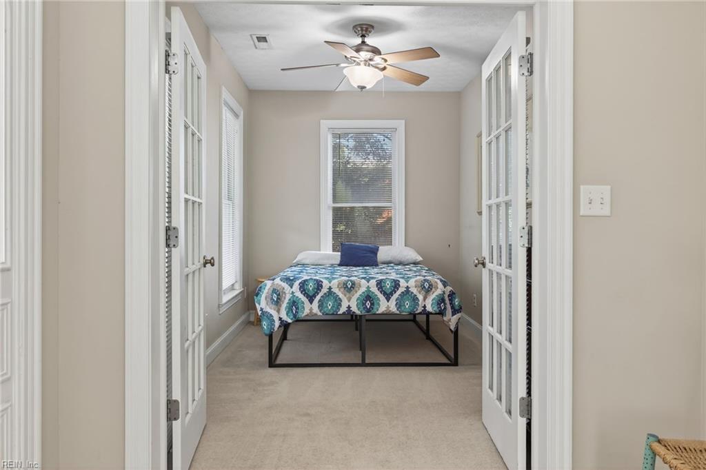 1442 W Ocean View AVE