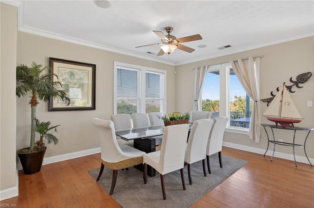 1442 W Ocean View AVE