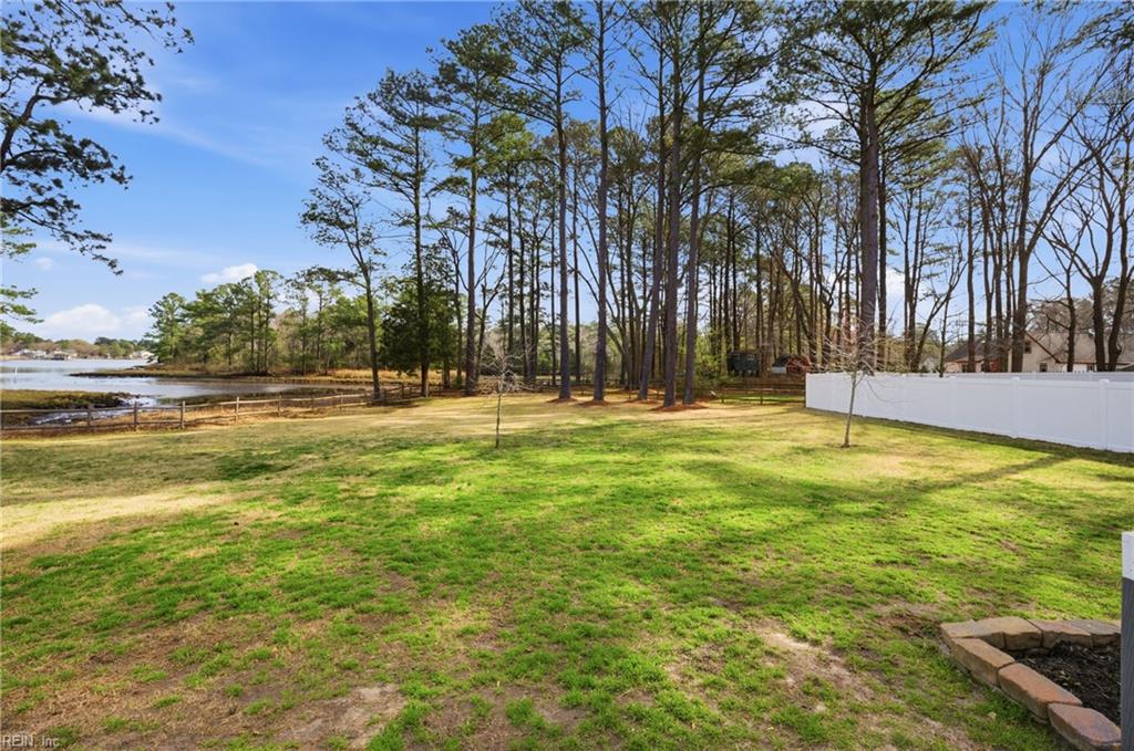 2313 Shorebird CT