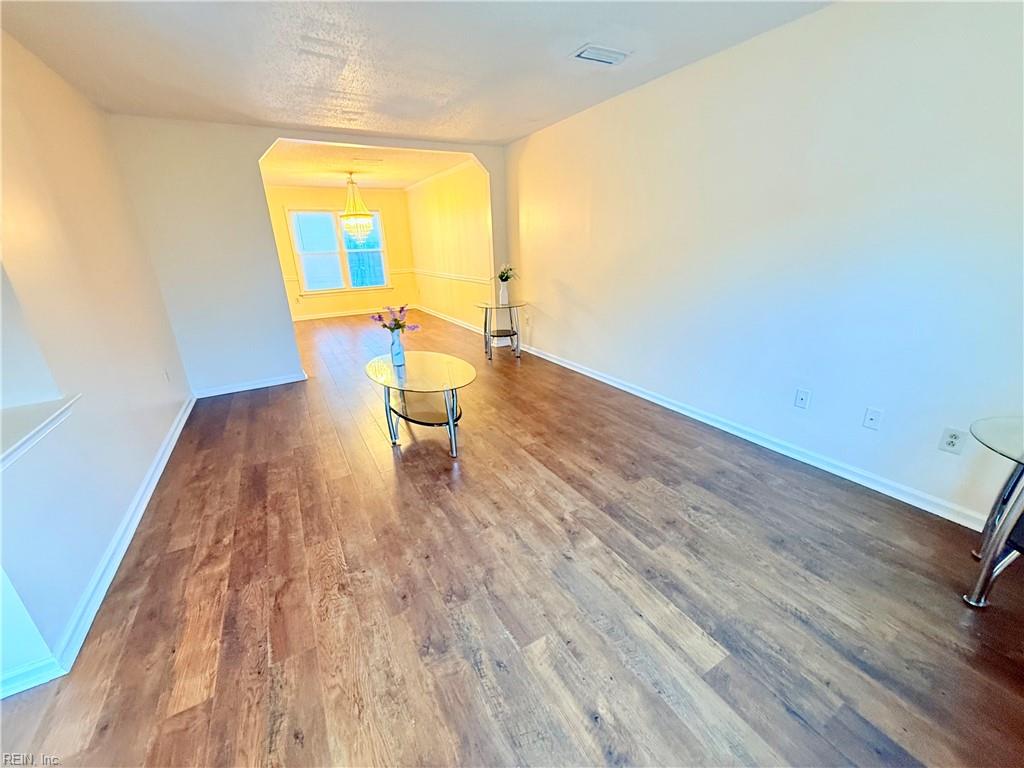 1309 Smyrna CIR