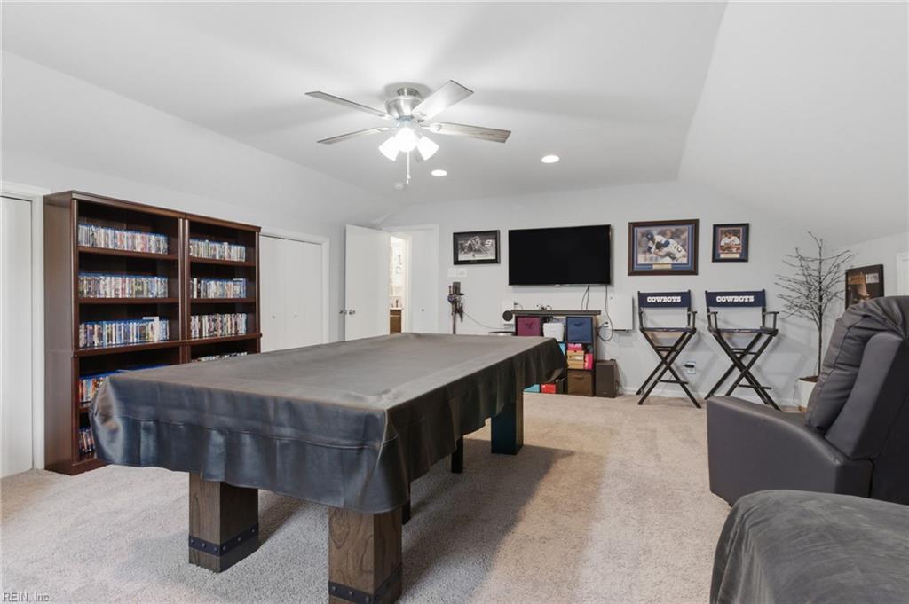 902 Copley CT