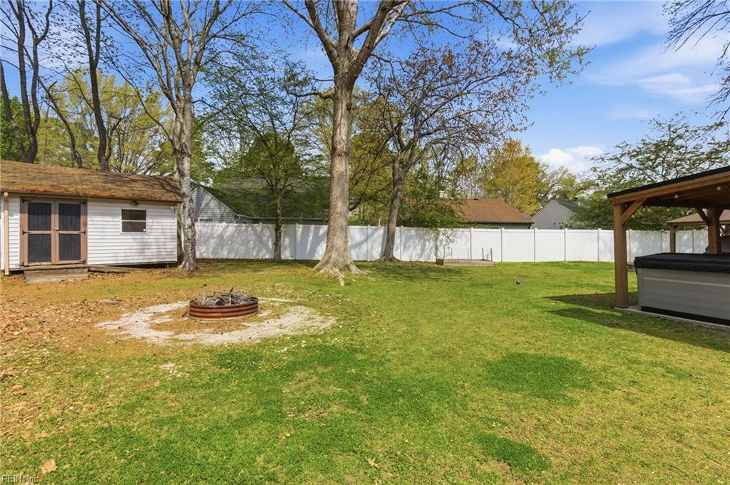 902 Copley CT