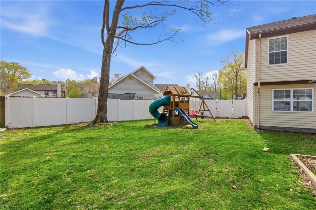 902 Copley CT