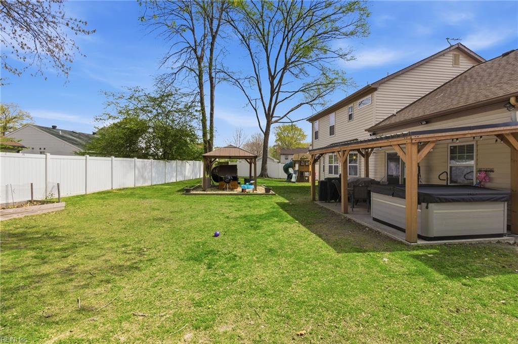902 Copley CT