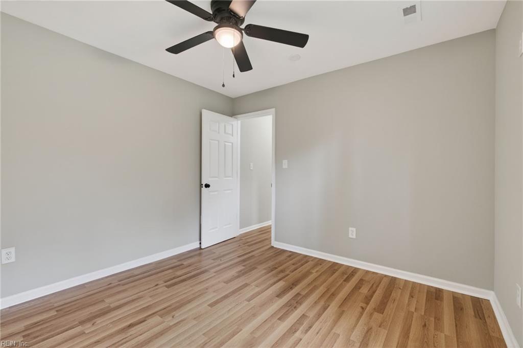 3516 Heutte DR