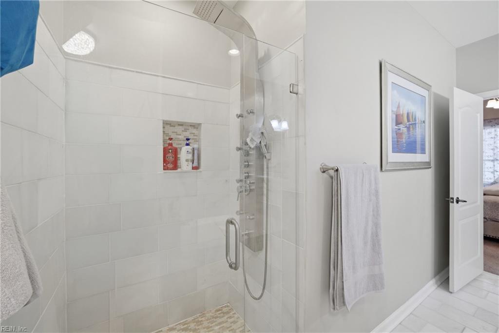 909 Becontree CT