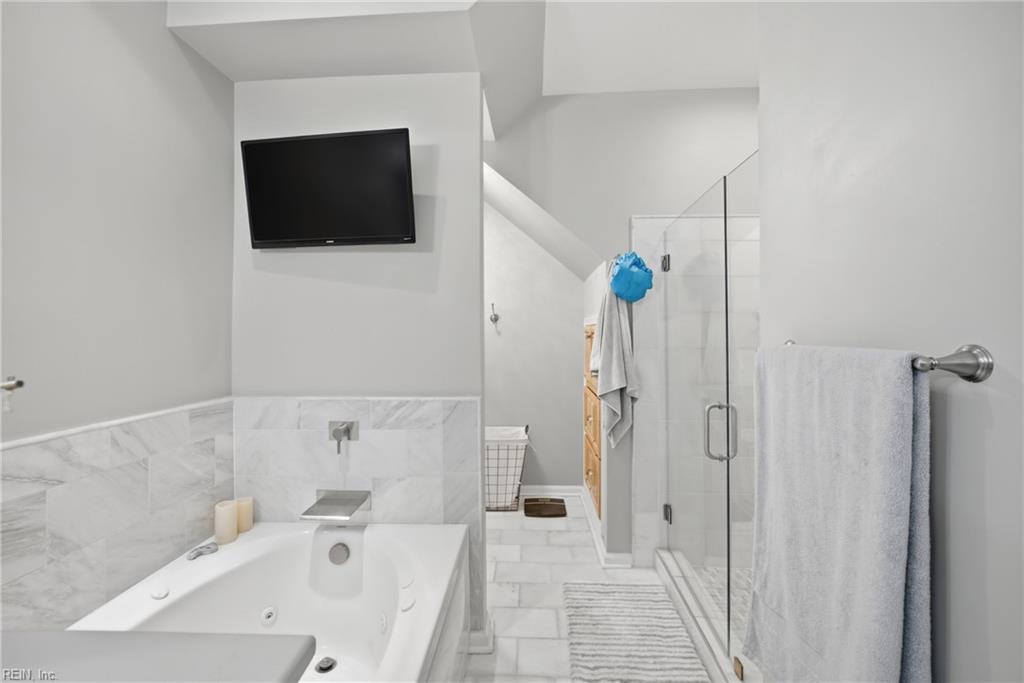 909 Becontree CT