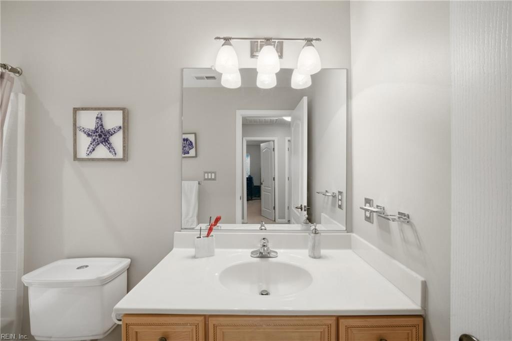 909 Becontree CT