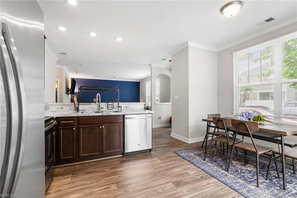 304 Fishers CT