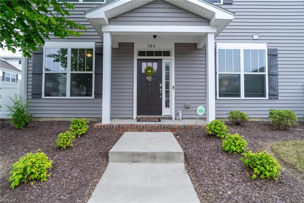 304 Fishers CT