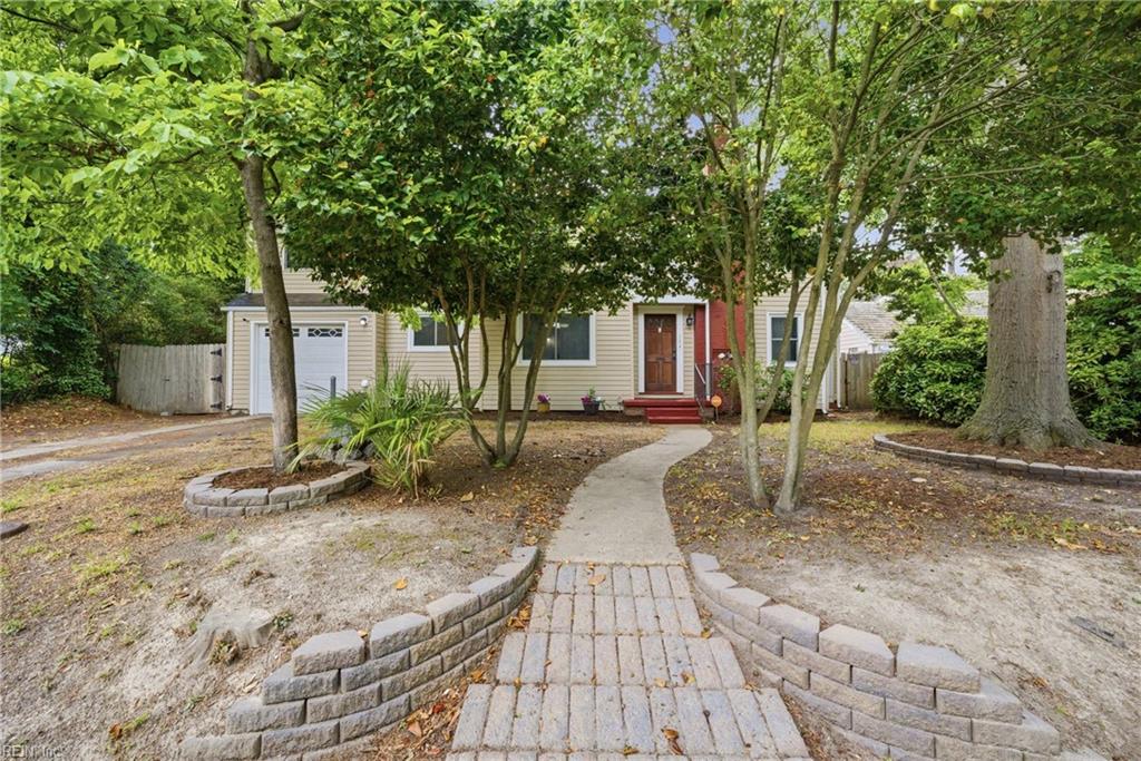 104 E Severn RD