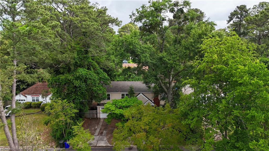 104 E Severn RD