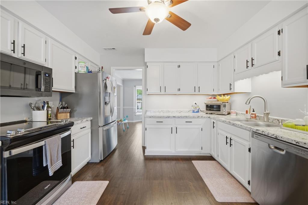 2145 Kenwood DR