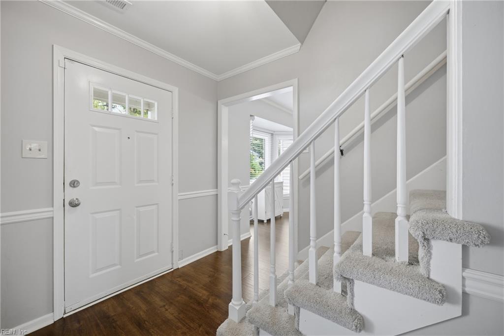 2145 Kenwood DR