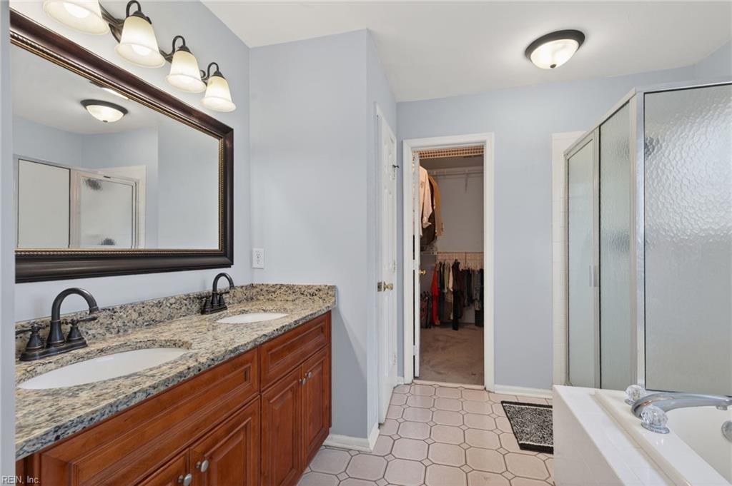 2217 Arrowstone CT