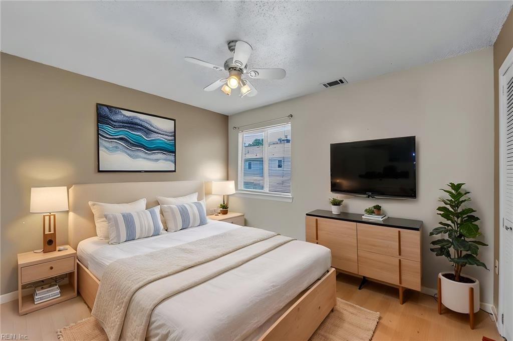 1781 Barkading LN Suit