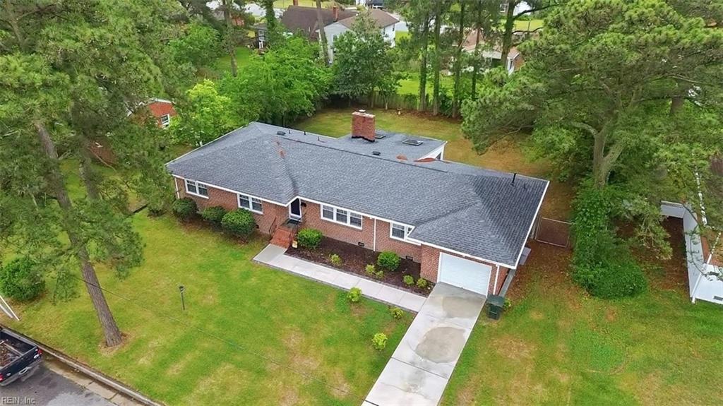 413 Shoreline DR