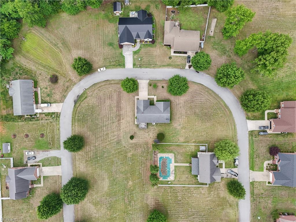 308 Meadow CIR