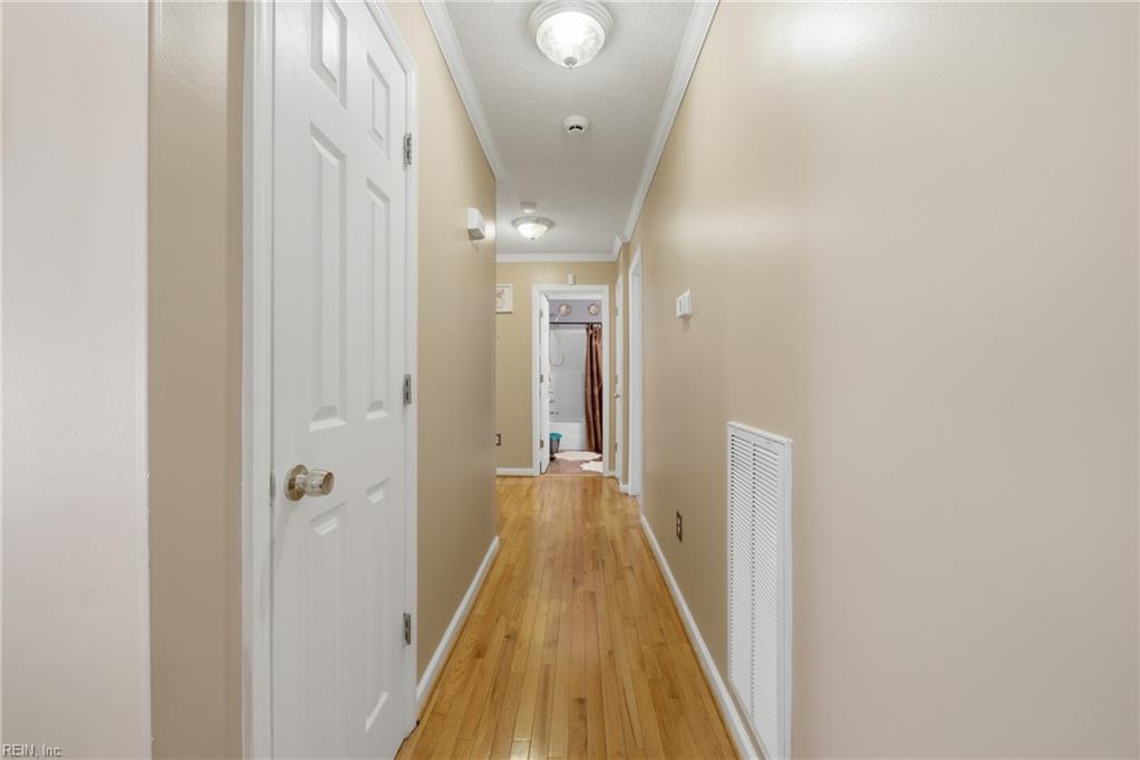 308 Meadow CIR